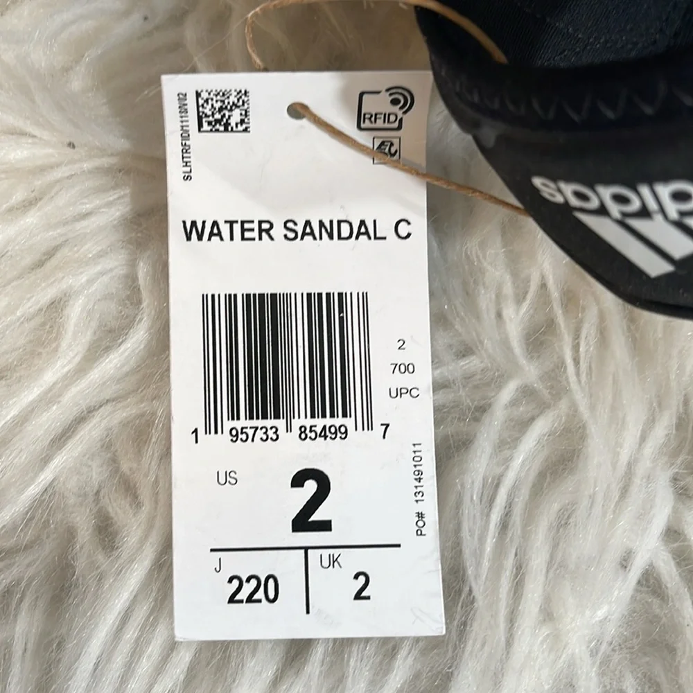 ADIDAS Closed Toe Water Sandals Velcro Black & White Kid’s Size 2 NEW